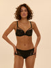 Soutien-gorge avec armatures décolleté plongeant - Noir