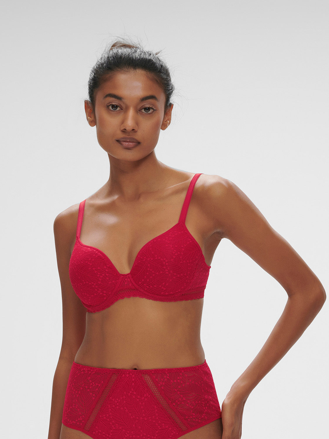 Soutien-gorge spacer décolleté plongeant - Rubis/rose