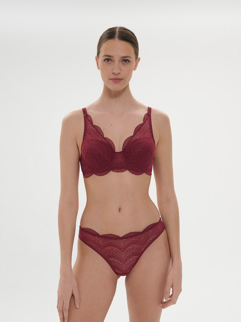 Soutien-gorge décolleté carré en spacer 3D - Rouge Spinelle