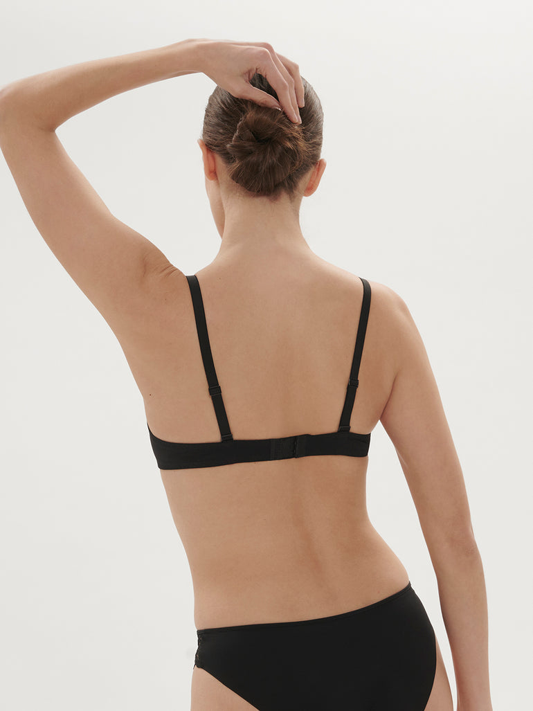 Soutien-gorge push-up décolleté plongeant - Noir