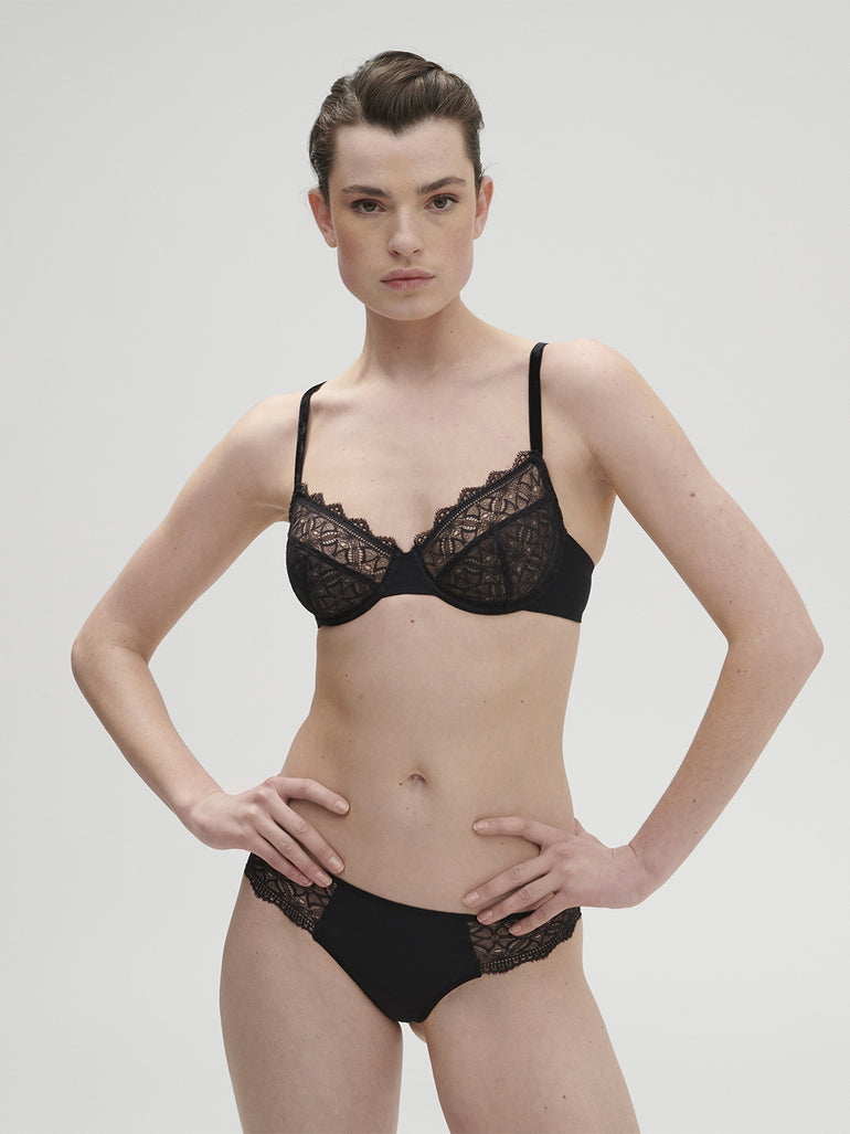 Soutien-gorge avec armatures classique - Noir