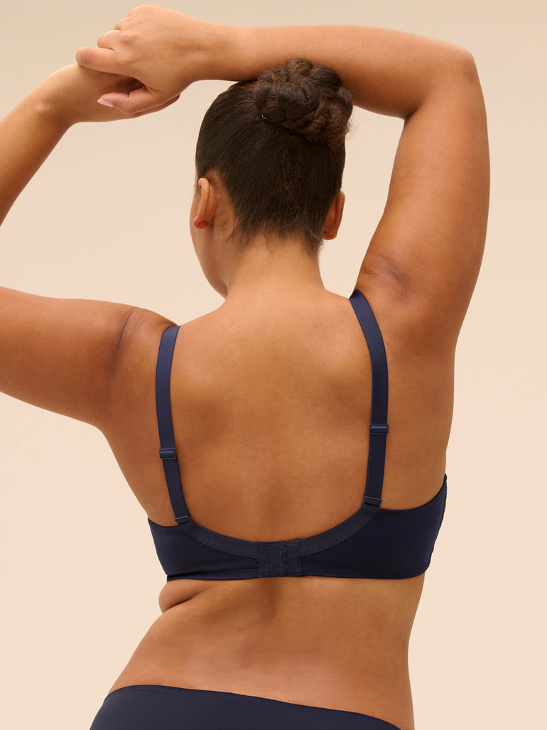 Soutien-gorge avec armatures décolleté plongeant - Saphir