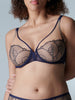 Soutien-gorge triangle emboitant décolleté plongeant - Minuit