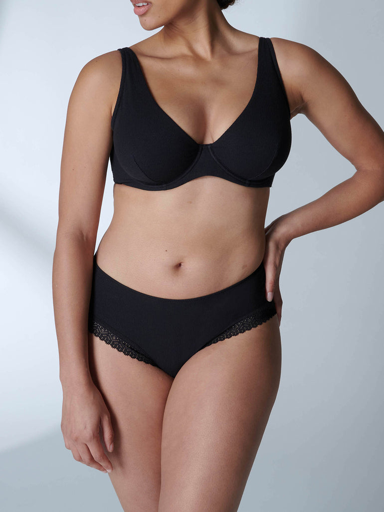 Soutien-gorge avec armatures décolleté plongeant - Noir