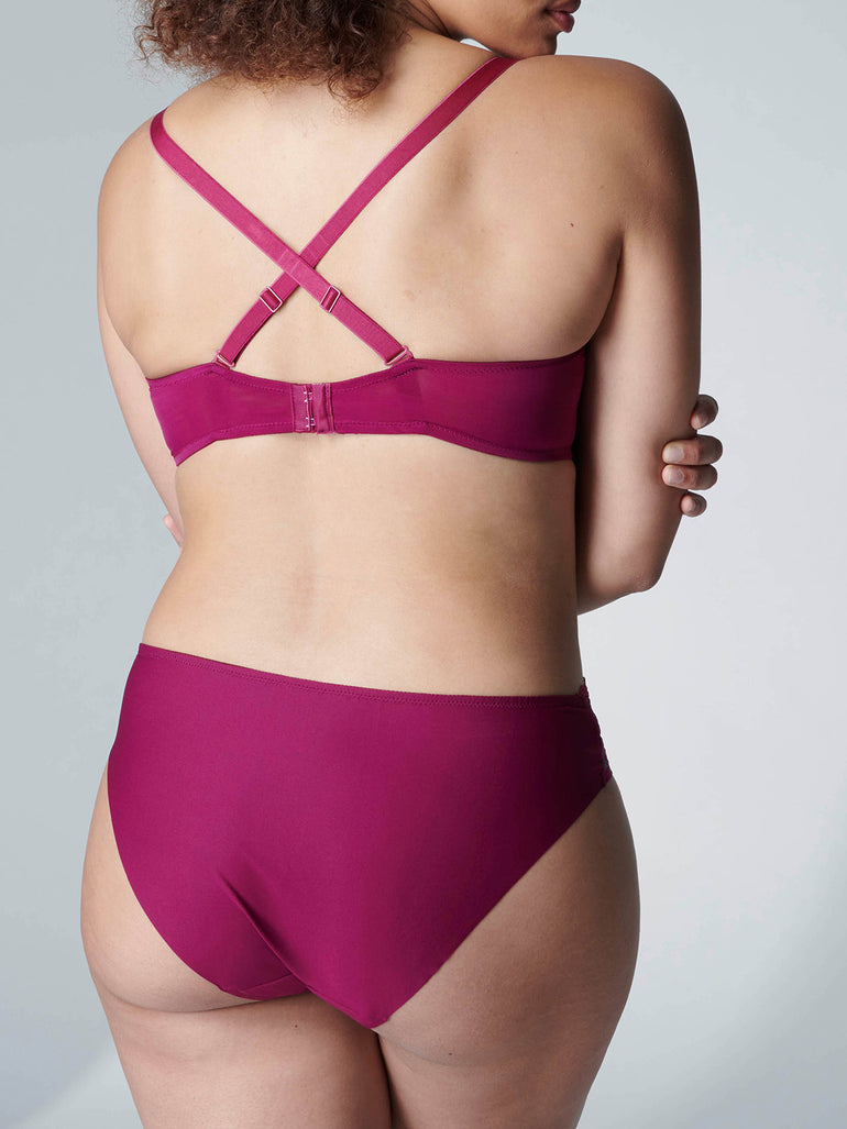 Soutien-gorge triangle emboitant décolleté plongeant - Syrah