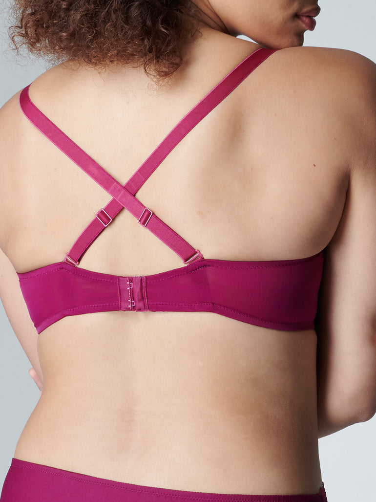 Soutien-gorge triangle emboitant décolleté plongeant - Syrah