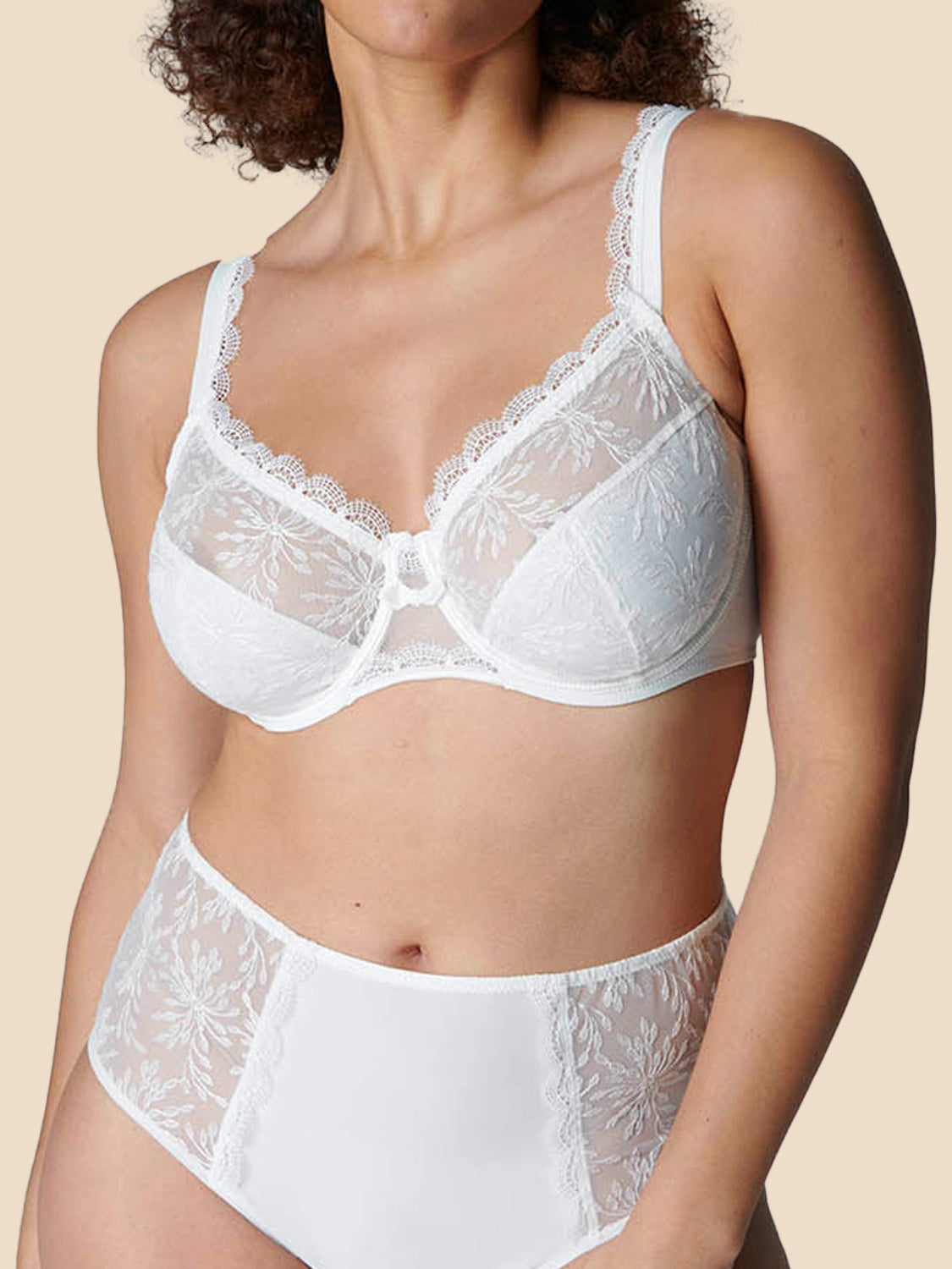 Soutien-gorge emboitant pour poitrine généreuse - Naturel